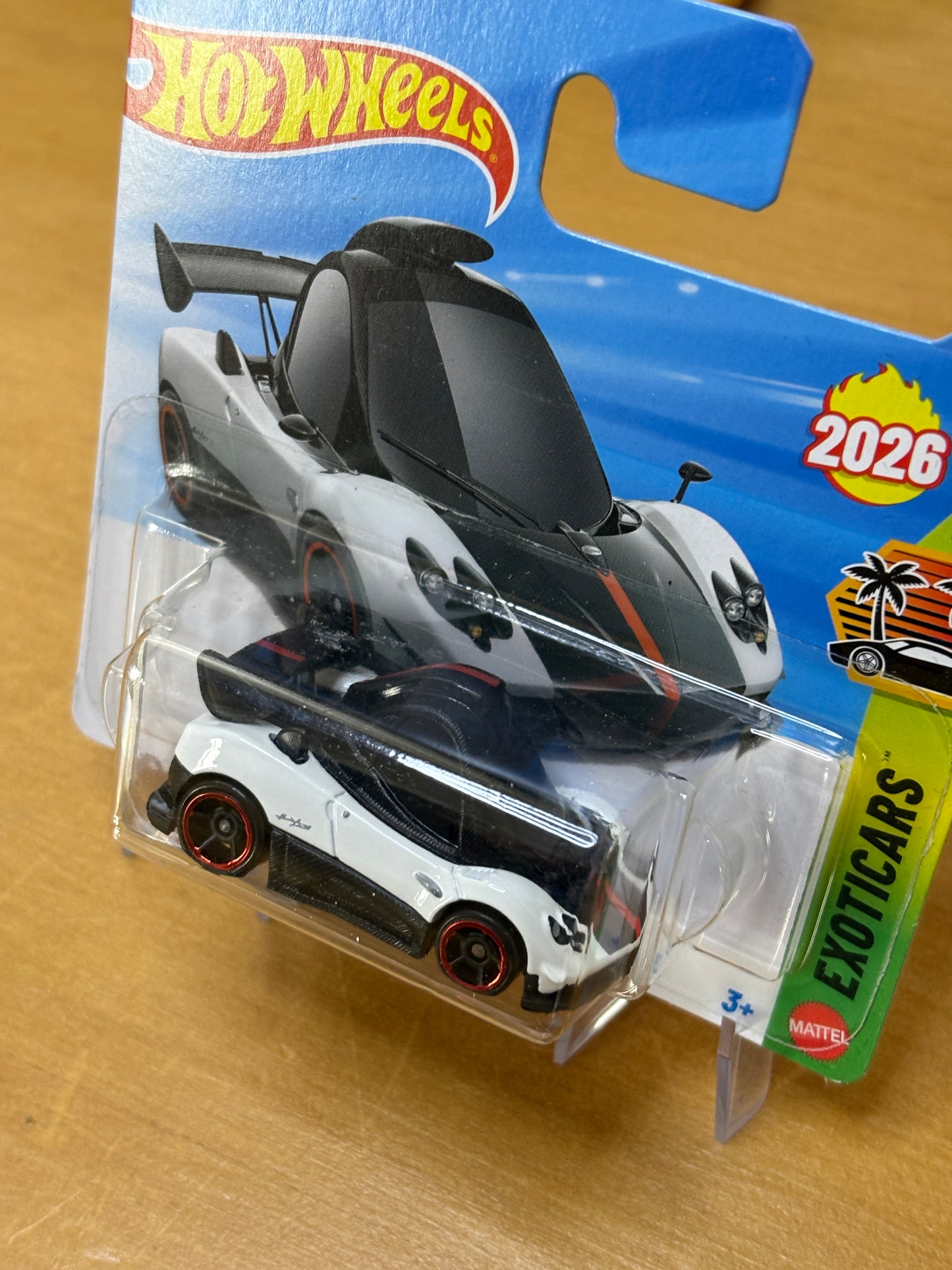 Hot Wheels Mainline / Pagani Zonda Cinque / 2026 Exoticars 4/10 Short Card