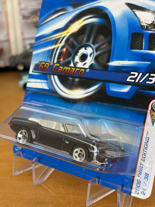 Hot Wheels Mainline / '69 Camaro / 2006 First Editions 21/38
