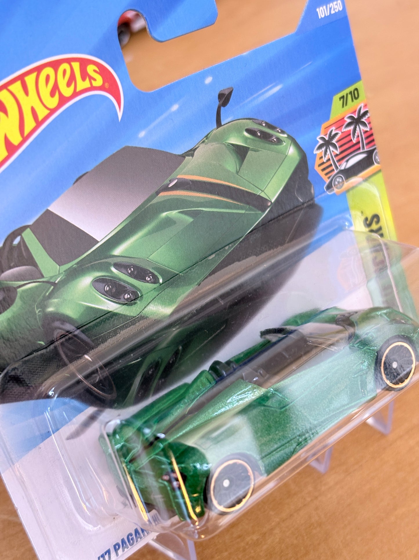 Hot Wheels Mainline | '17 Pagani Huayra Roadster | 2026 Exoticars 7/10 Short Card