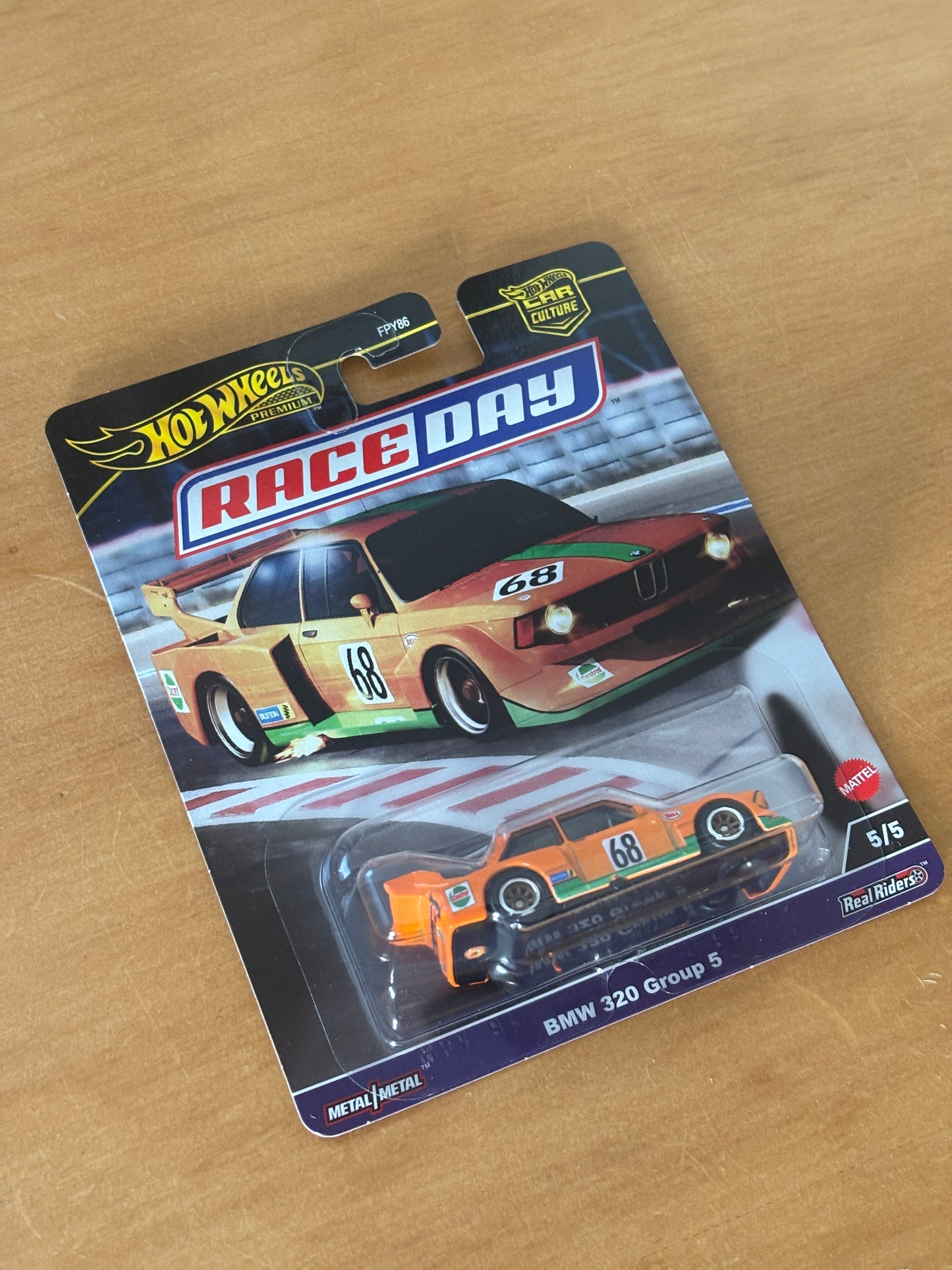 Hot Wheels Premium / BMW 320 Group 5 / 2025 Race Day 5/5