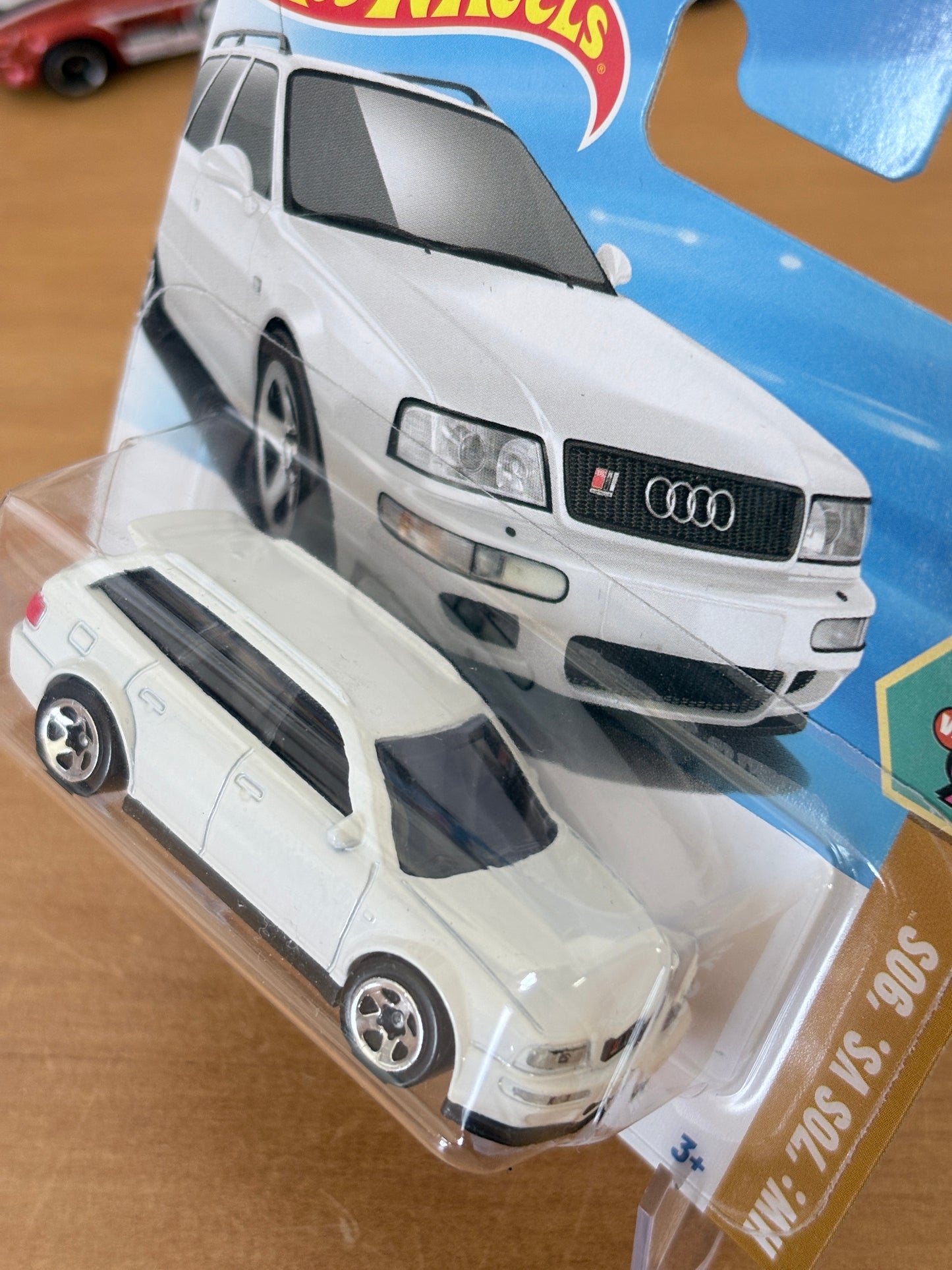 Hot Wheels Mainline | '94 Audi Avant RS2 | 2025 HW: '70s vs '90s 2/10 Short Card White