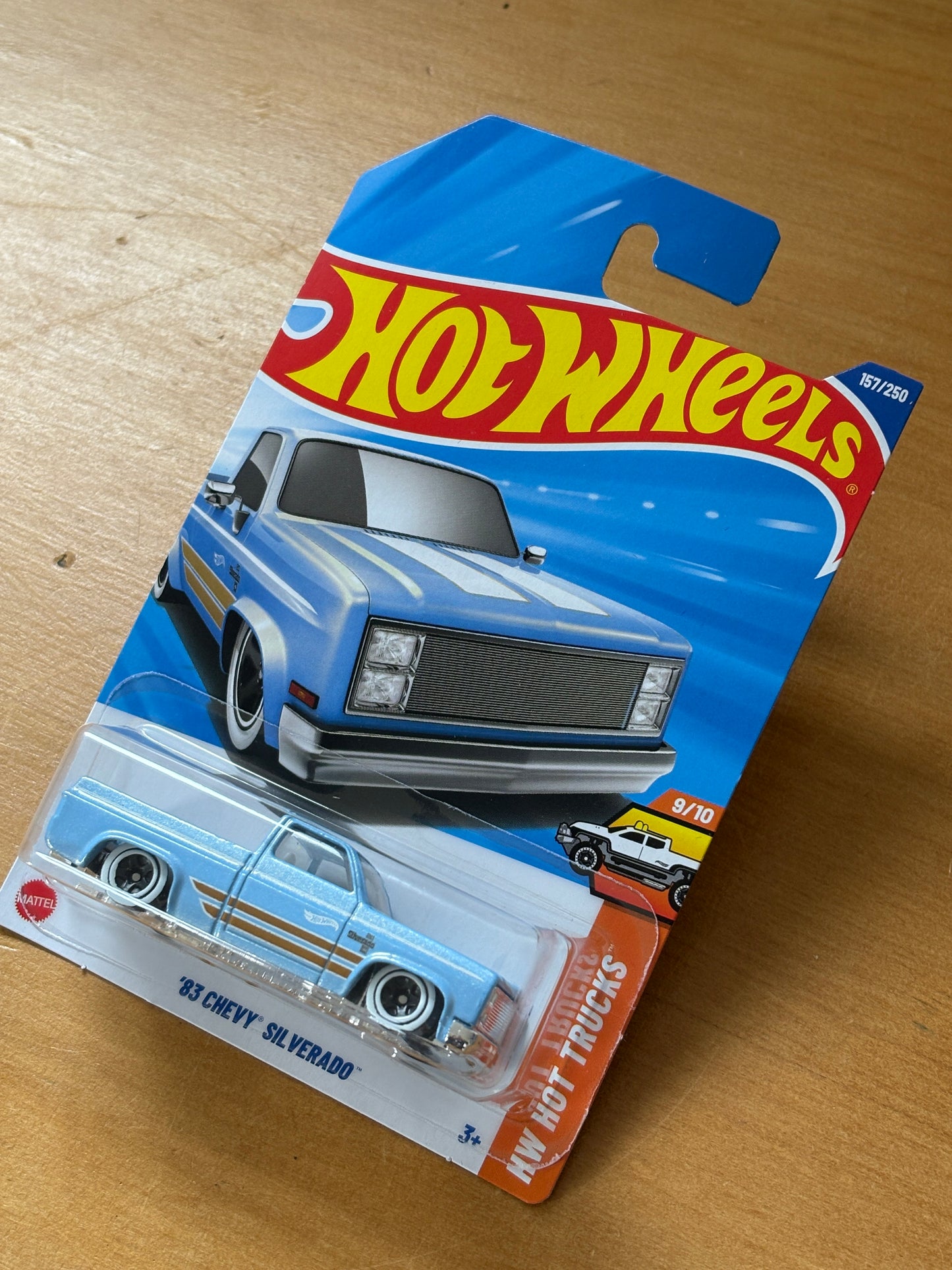 Hot Wheels Mainline / '83 Chevy Silverado / 2025 HW Hot Trucks 9/10