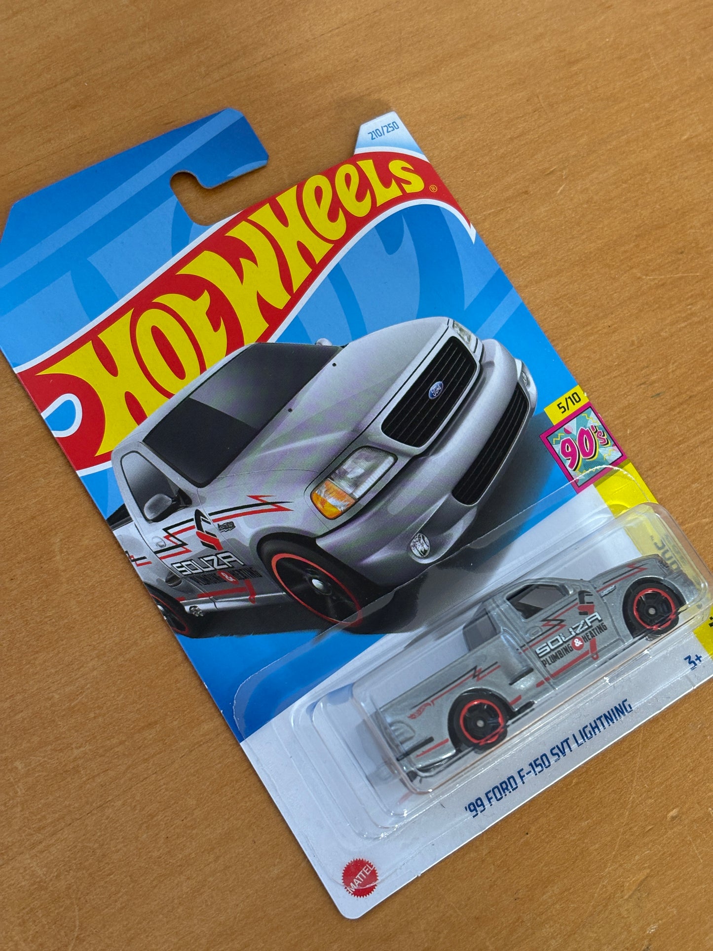 Hot Wheels Mainline / '99 Ford F-150 SVT Lightning / 2024 HW The 90s 5/10 (Grey)