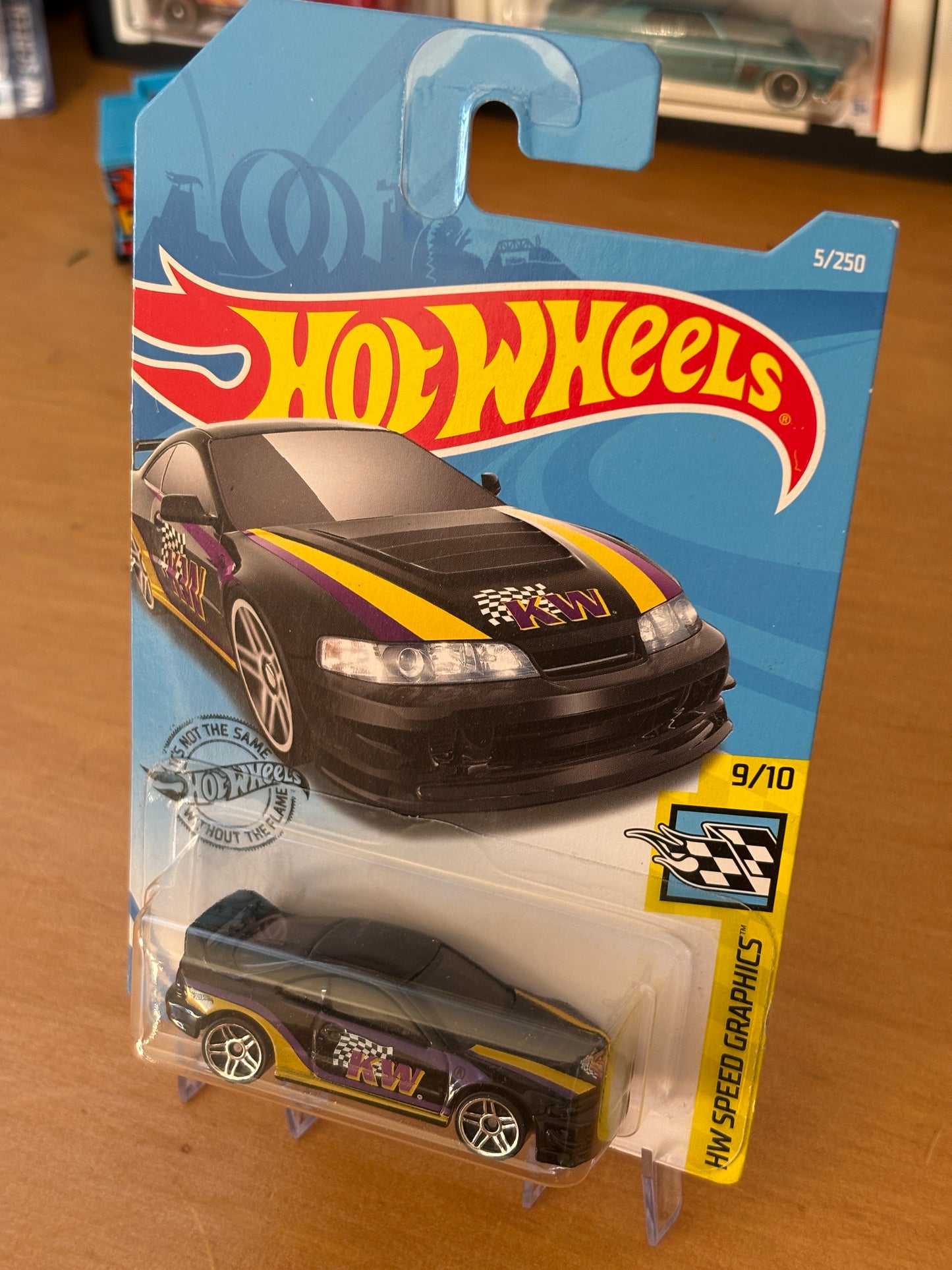 Hot Wheels Mainline / Custom '01 Acura Integra GSR / 2018 HW Speed Graphics 9/10