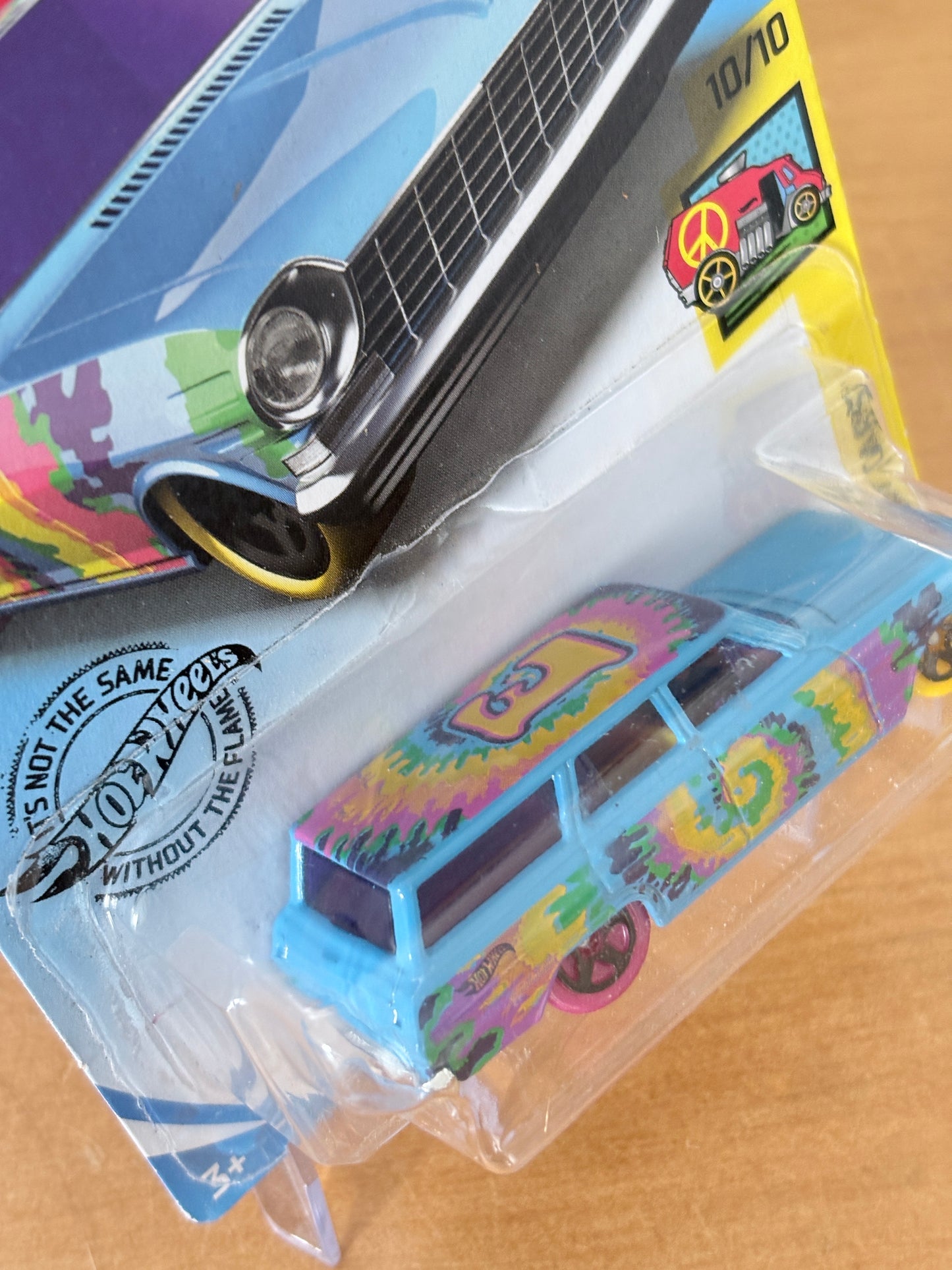 Hot Wheels Mainline / '64 Chevy Nova Wagon / 2017 HW Art Cars 10/10