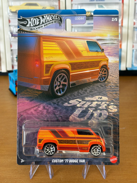 Hot Wheels Silver Series / Custom '77 Dodge Van / 2025 Surfs Up 2/5