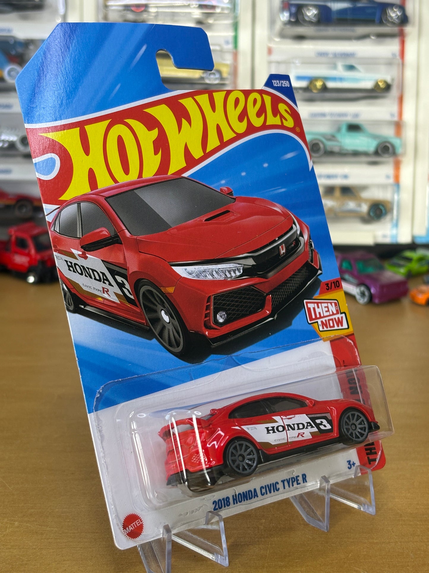 Hot Wheels Mainline / 2018 Honda Civic Type R / 2025 Then And Now 3/10