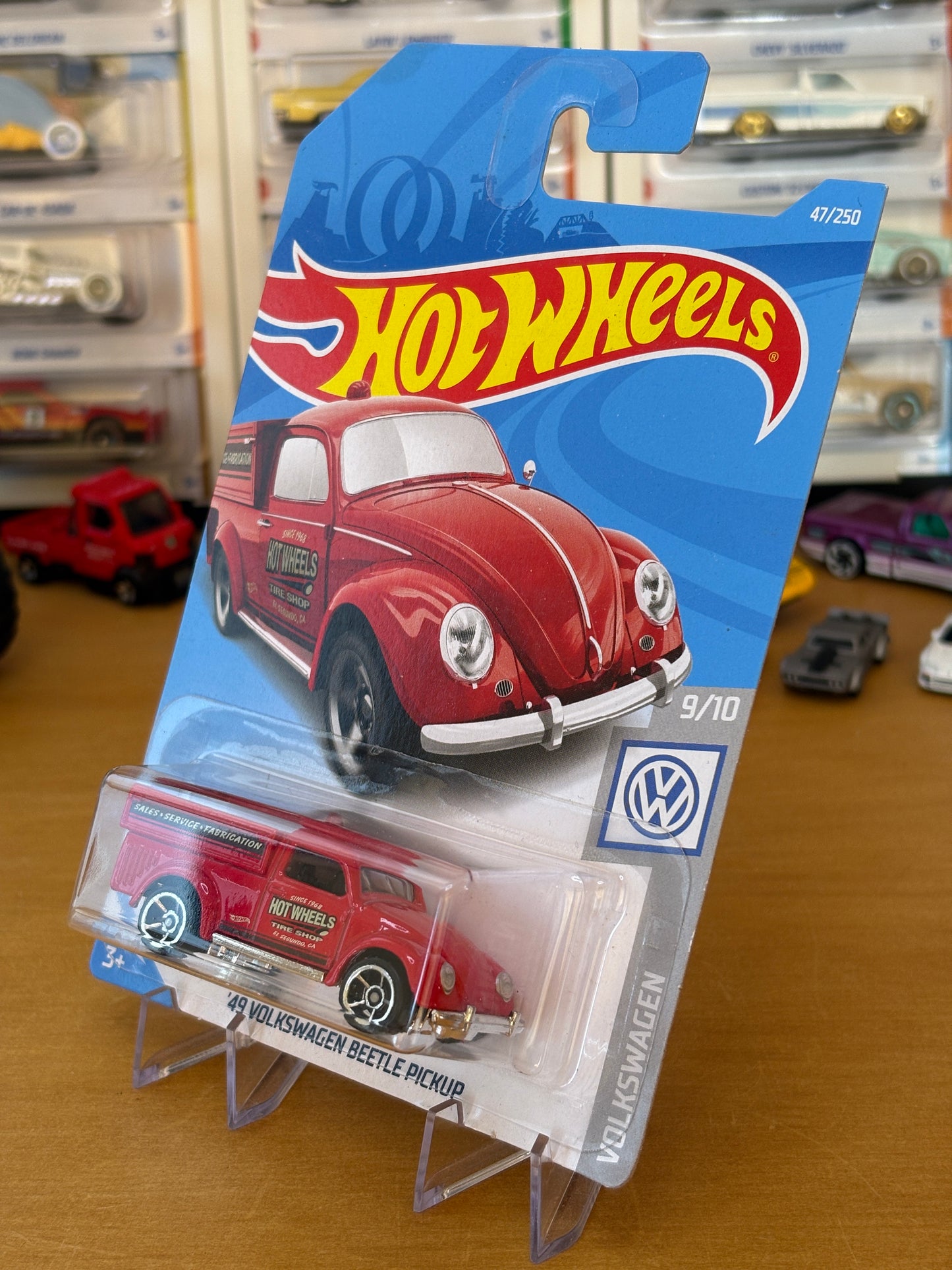 Hot Wheels Mainline / '49 Volkswagen Beetle Pickup / 2021 Volkswagen 9/10