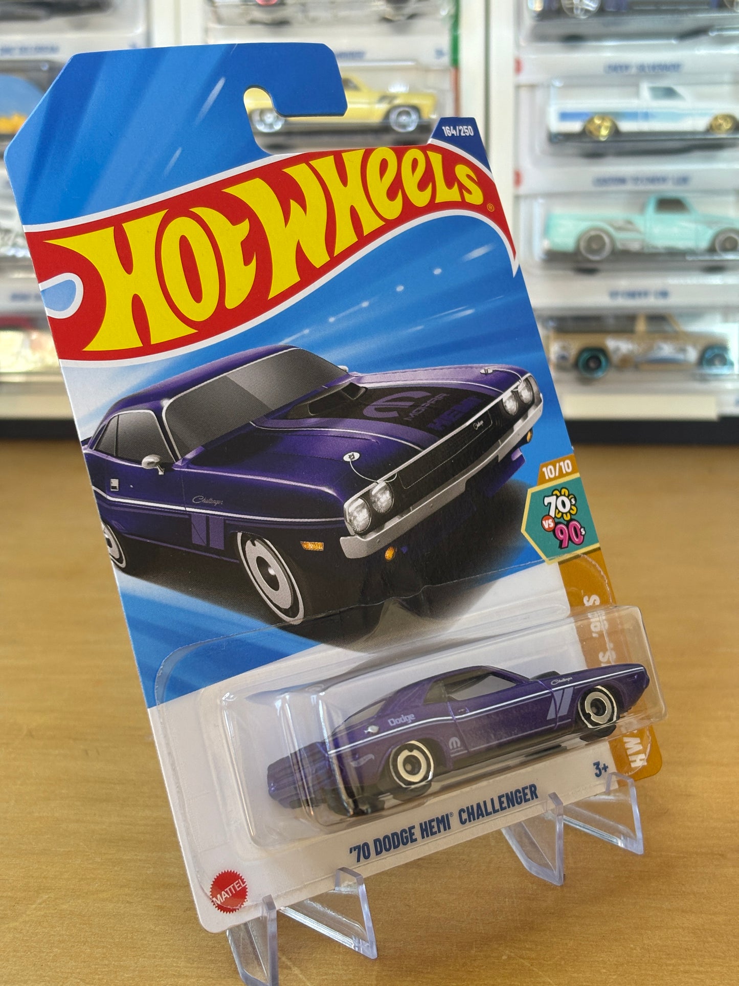 Hot Wheels Mainline / '70 Dodge Hemi Challenger / 2025 HW: 70's vs. 90's 10/10
