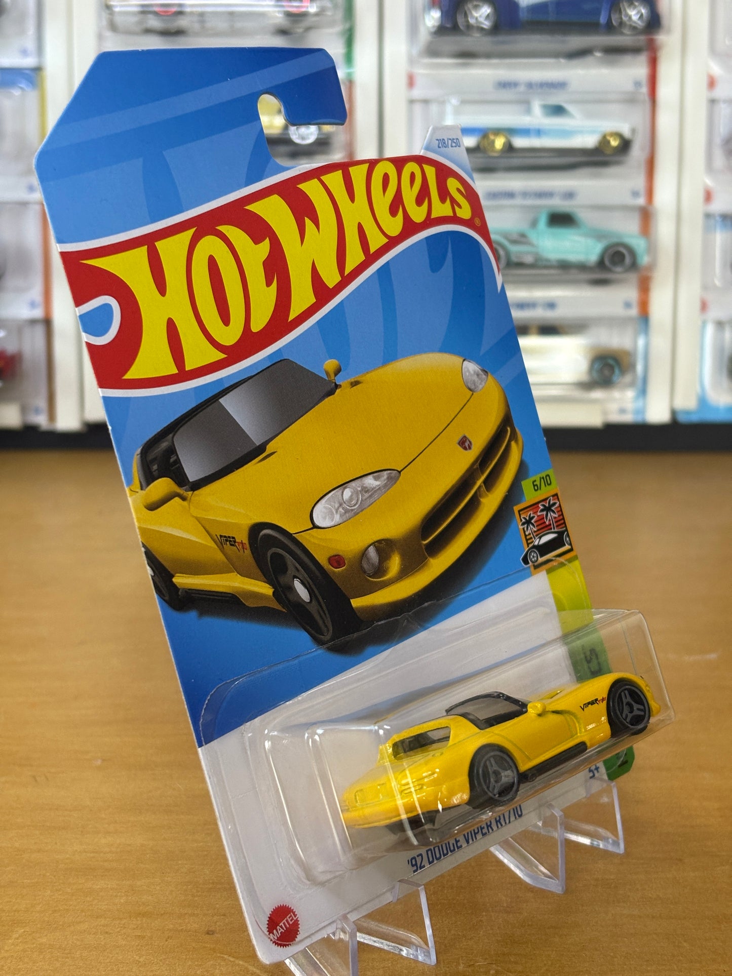 Hot Wheels Mainline / '92 Dodge Viper RT/10 / 2024 HW Exotics 6/10
