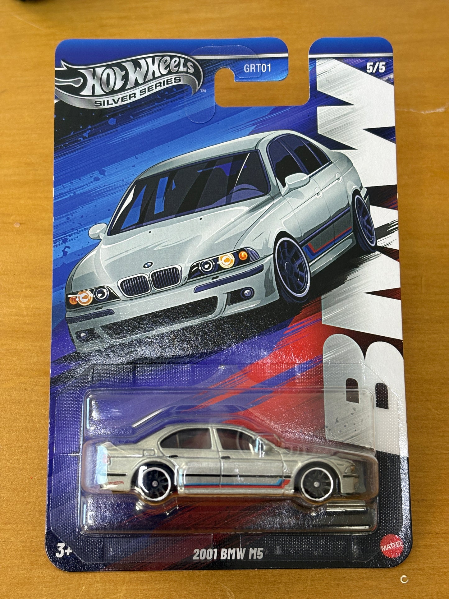 Hot Wheels Silver Series / 2001 BMW M5 / 2025 BMW 5/5