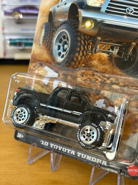 Hot Wheels Silver Series / '10 Toyota Tundra / 2025 Toyota 1/5