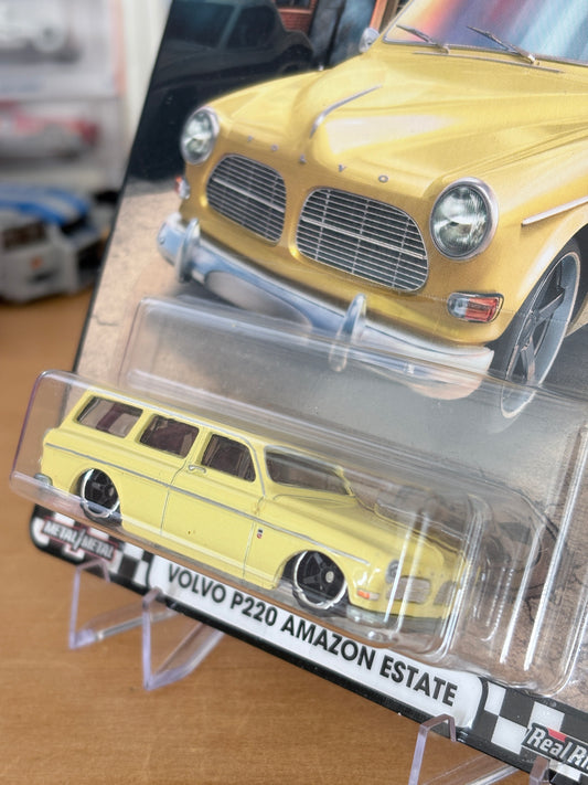 Hot Wheels Volvo P220 Amazon Estate Boulevard #50 Premium Diecast