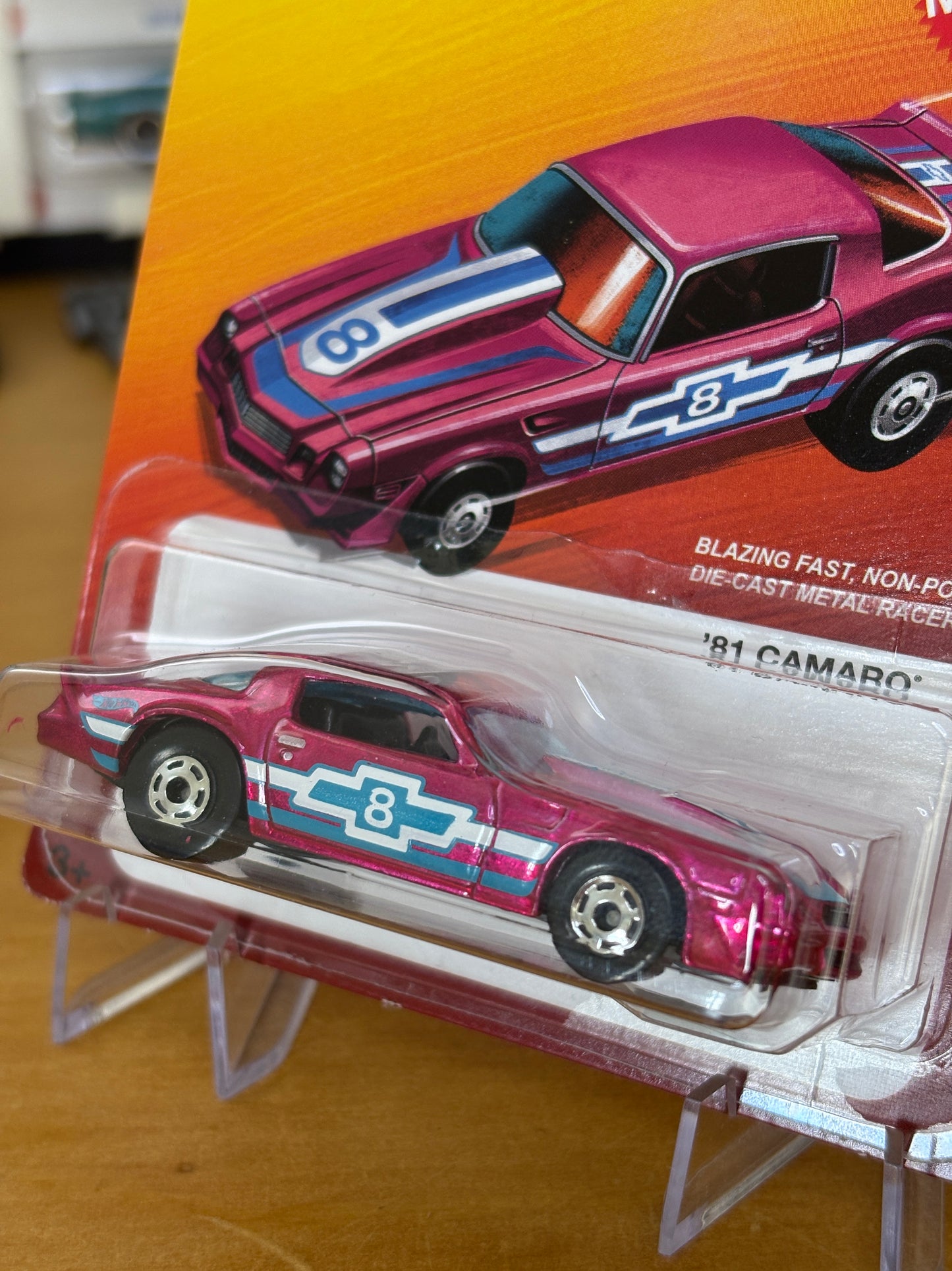 Hot Wheels / '81 Camaro / 2025 The Hot Ones 6/8