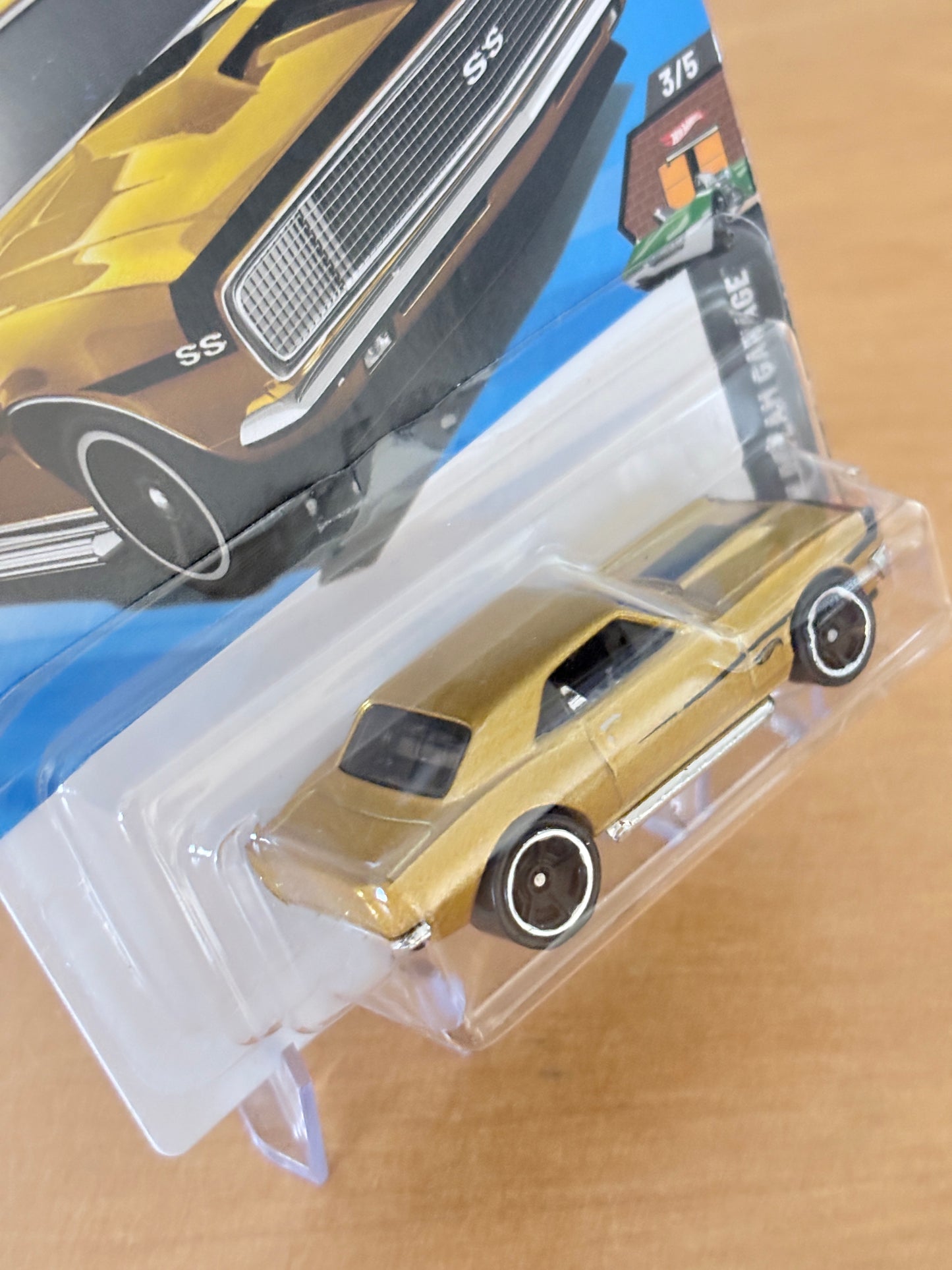 Hot Wheels '67 Camaro | 2026 HW Dream Garage 3/5