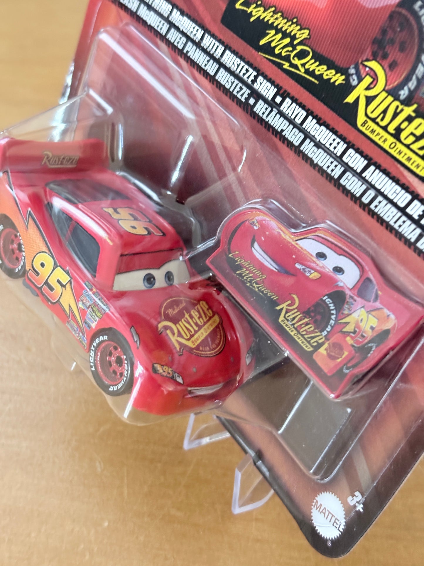 Disney Pixar Cars | Lightning McQueen with Rusteze Sign
