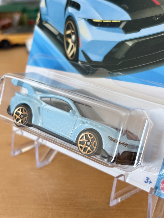 Hot Wheels Mainline / Ford Mustang GTD / 2026 Factory Fresh 3/7