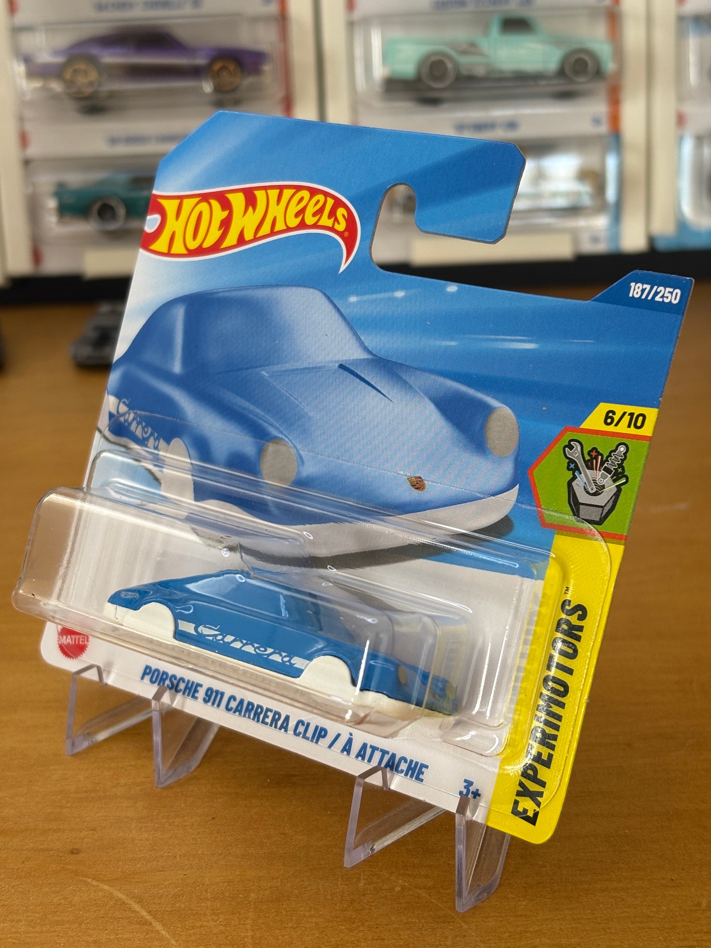 Hot Wheels Mainline / Porsche 911 Carrera Clip / 2025 HW: Experimotors 6/10 Short Card