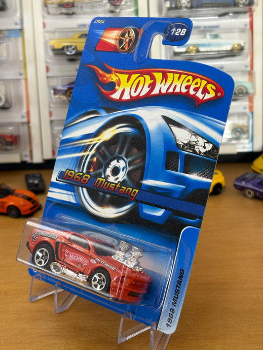 Hot Wheels Mainline / 1968 Mustang / 2006 128 (J7994)