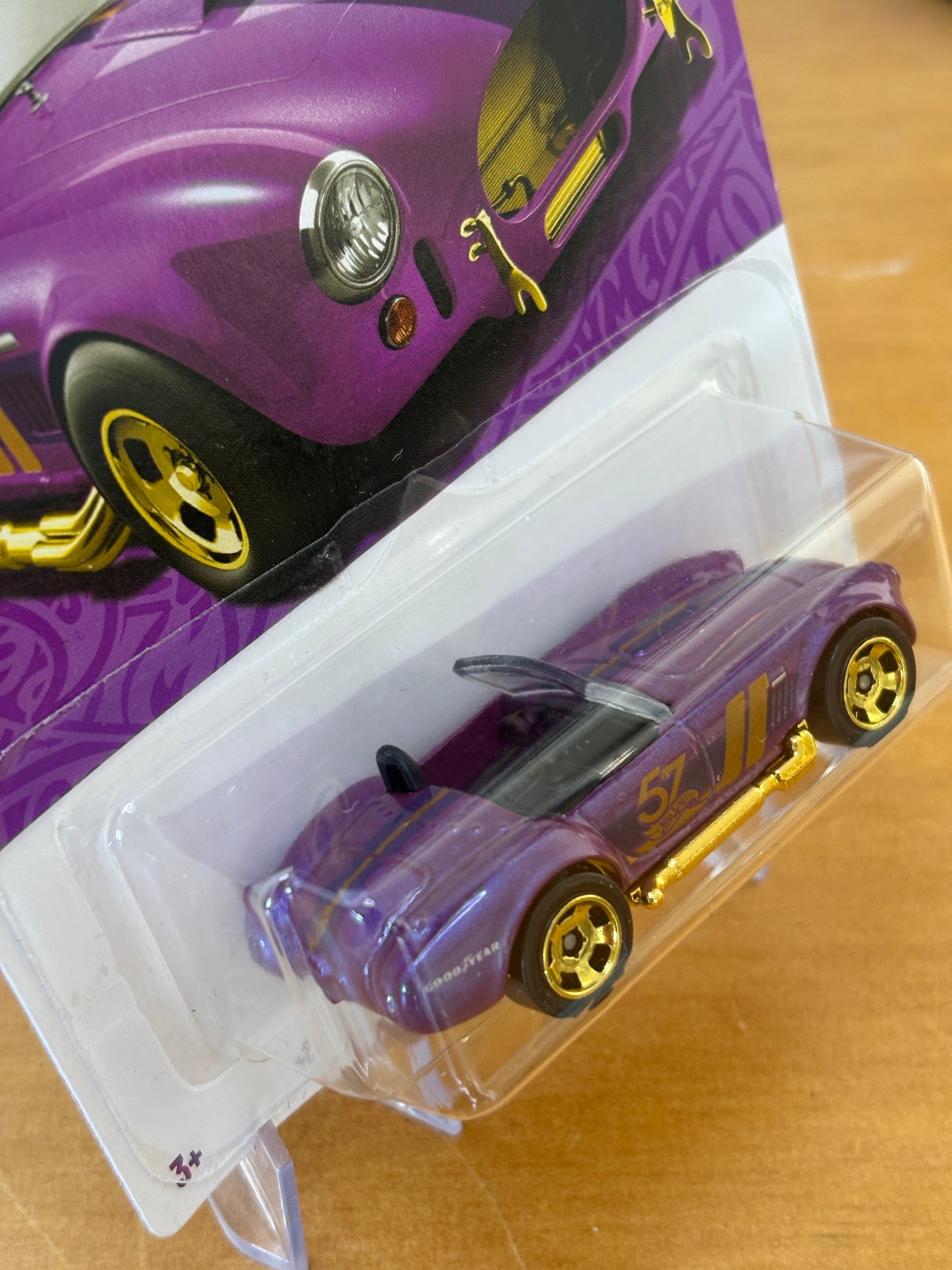 Hot Wheels Mainline / Shelby Cobra 427 S/C / 2025 Anniversary set 4/6