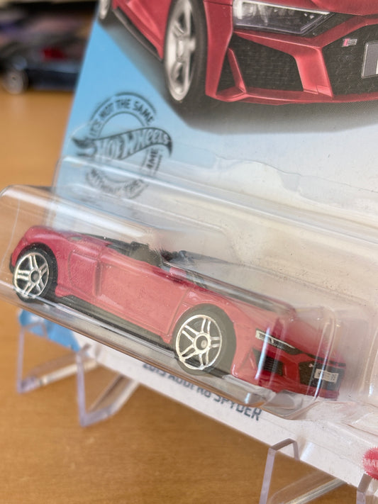 Hot Wheels 2019 Audi R8 Spyder | 2018 Factory Fresh 1/10 Mainline