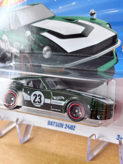 Hot Wheels Datsun 240z | Then and Now 2/10 Mainline