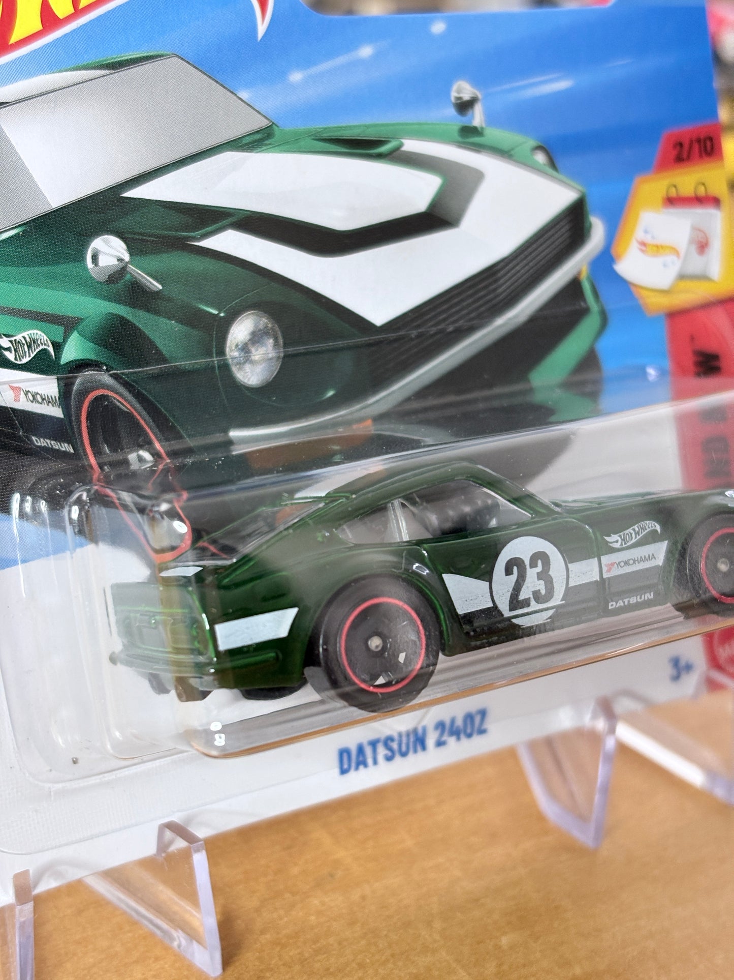 Hot Wheels Datsun 240z | Then and Now 2/10 Mainline