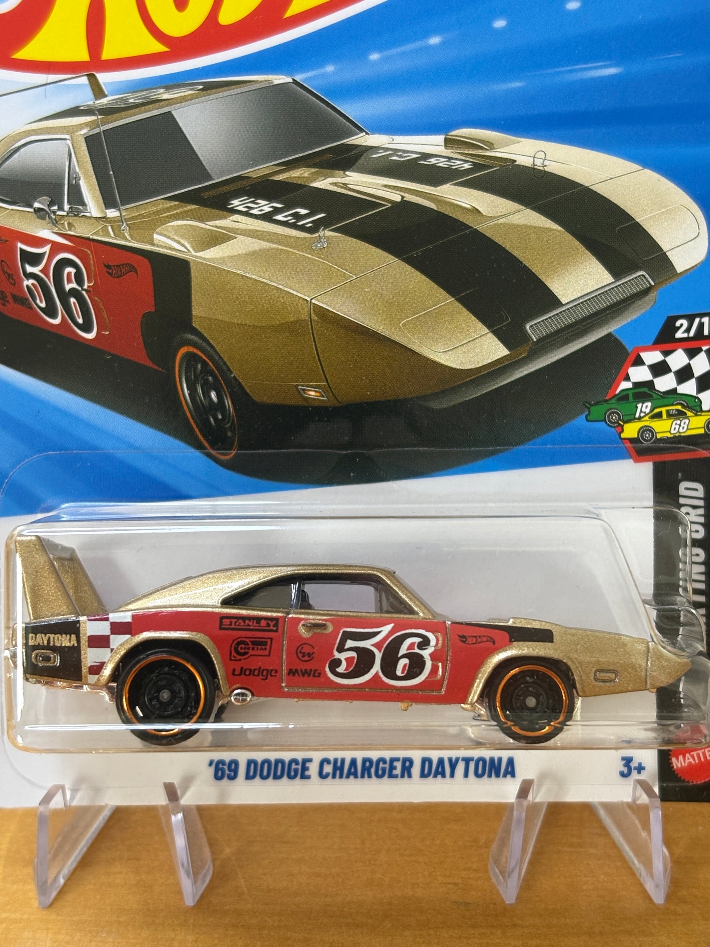 Hot Wheels Mainline / '69 Dodge Charger Daytona / 2026 HW Starting Grid 2/10