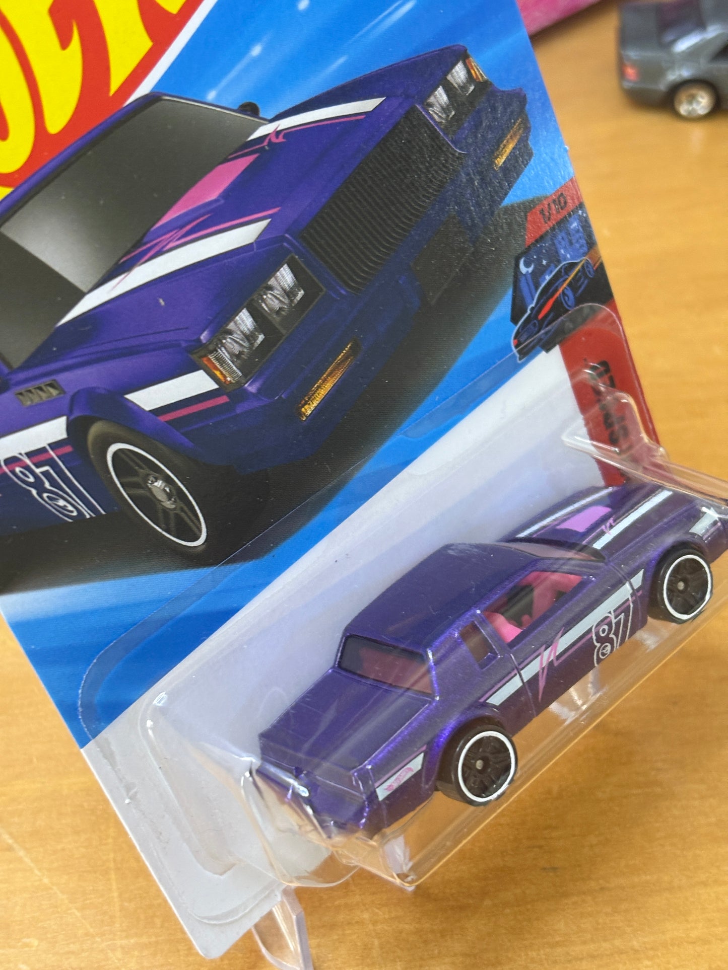 Hot Wheels Mainline Treasure Hunt / '87 Buick Regal GNX / 2026 Night Speed 1/10