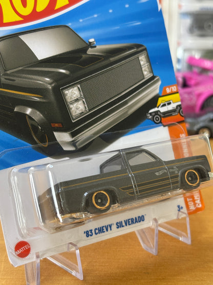 Hot Wheels Mainline / '83 Chevy Silverado / 2025 HW Hot Trucks 9/10 GREY