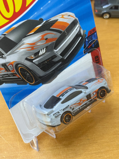 Hot Wheels Mainline / Ford Mustang Shelby GT500 / 2026 Night Speed 2/10