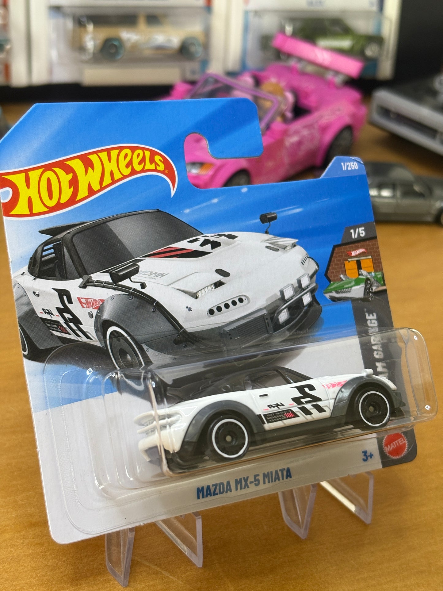 Hot Wheels Mainline / Mazda MX-5 Miata / 2026 HW Dream Garage 1/5 Short Card