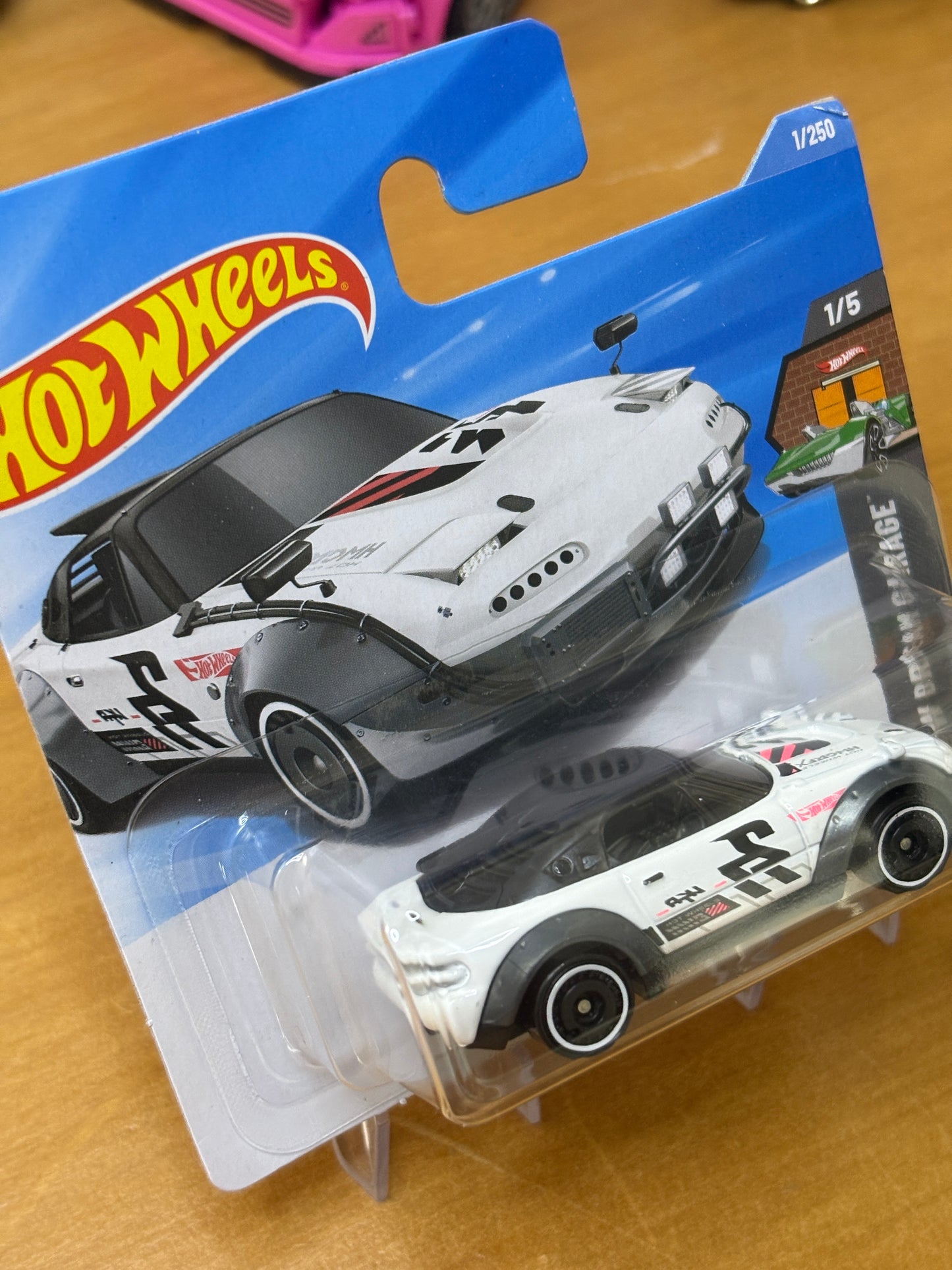Hot Wheels Mainline / Mazda MX-5 Miata / 2026 HW Dream Garage 1/5 Short Card