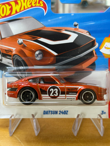 Hot Wheels Mainline / Datsun 240z / 2026 Then And Now 2/10 Short Card