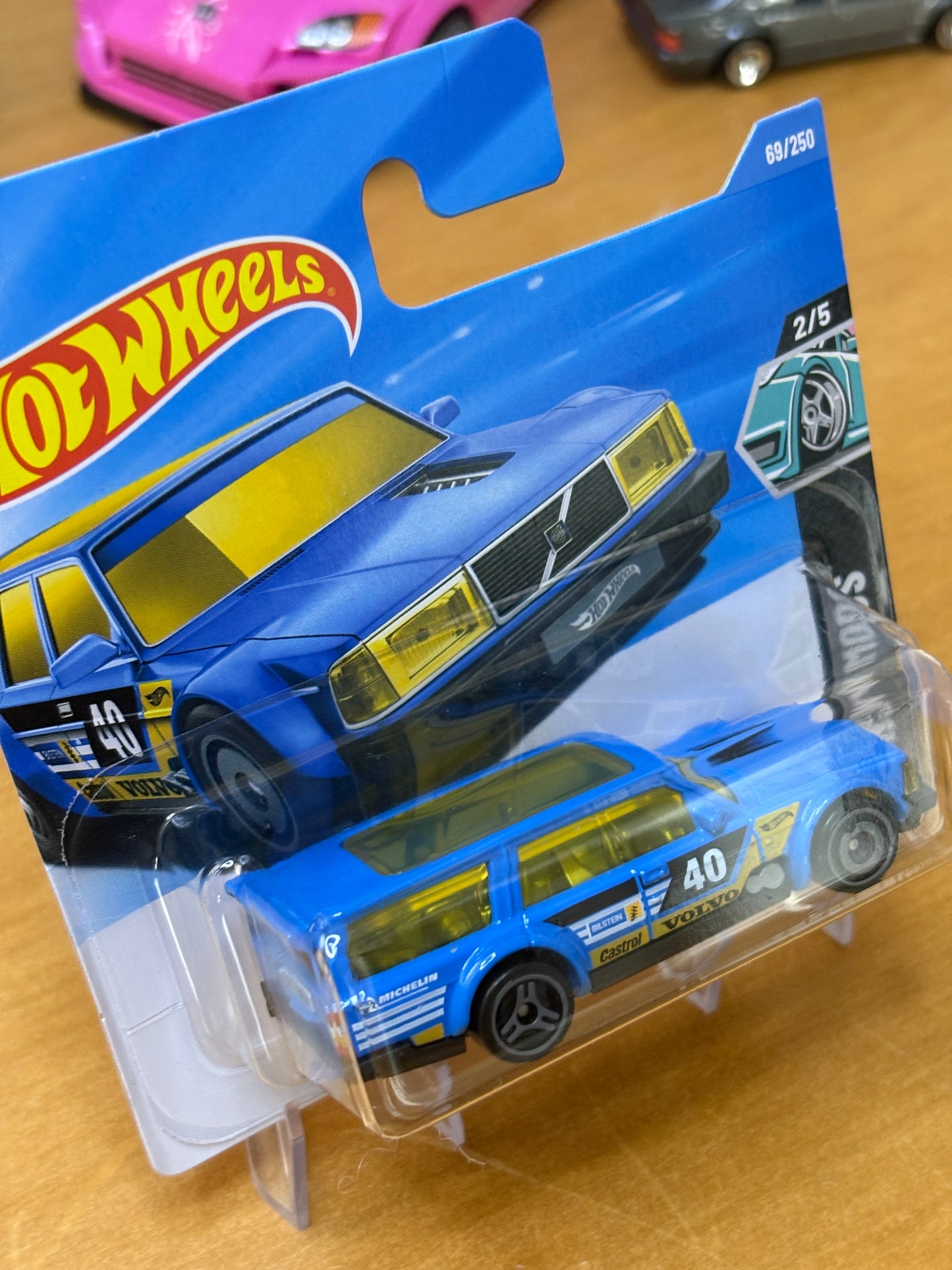 Hot Wheels Mainline / Volvo 240 Drift Wagon / 2026 HW Mods 2/5 Short Card