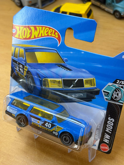 Hot Wheels Mainline / Volvo 240 Drift Wagon / 2026 HW Mods 2/5 Short Card