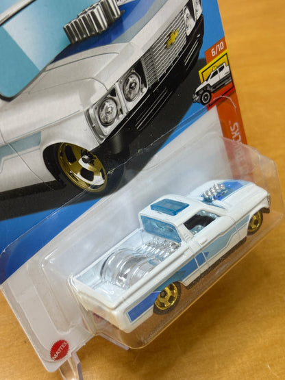 Hot Wheels Mainline / Custom '72 Chevy' Luv / 2024 HW Hot Trucks 8/10