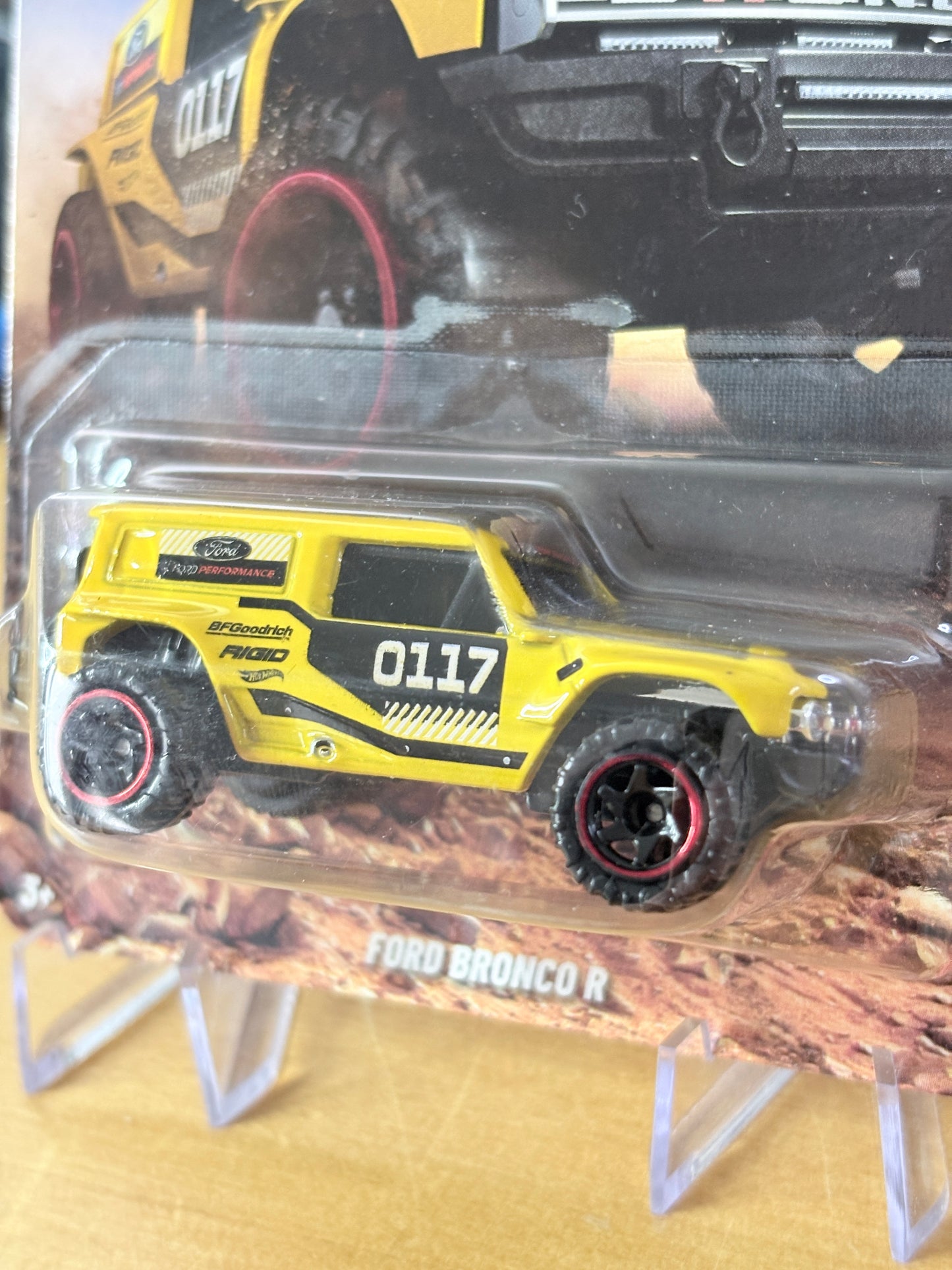 Hot Wheels Ford Bronco R | 2026 Hot Wheels Performance Trucks 5/5 CHASE