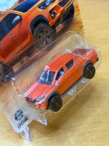 Matchbox Mainline / Toyota Hilux Pickup / 2026 07/125 Toyota Official