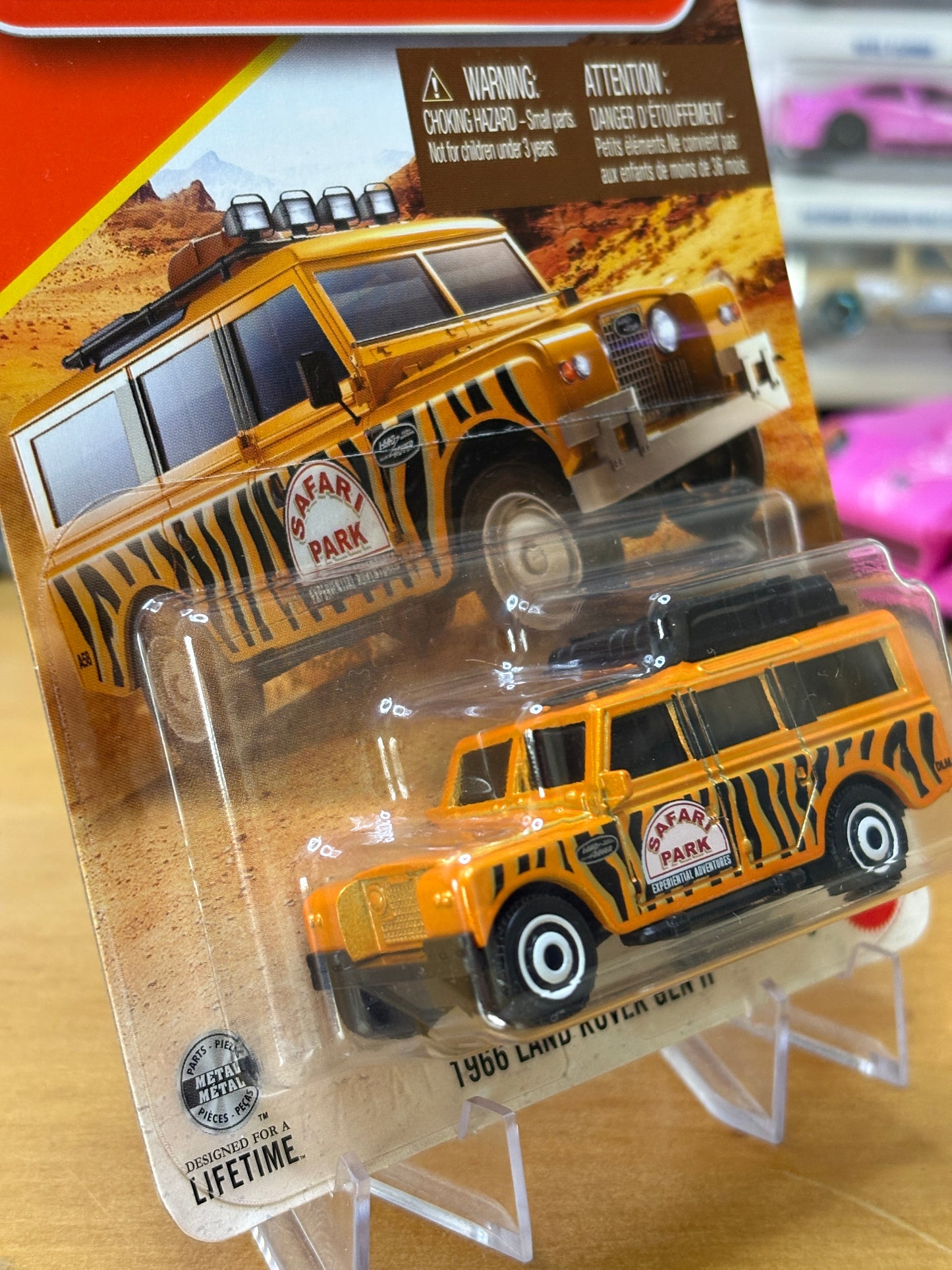 Matchbox Mainline / 1966 Land Rover Gen II / 2026 82/125 Land Rover Official