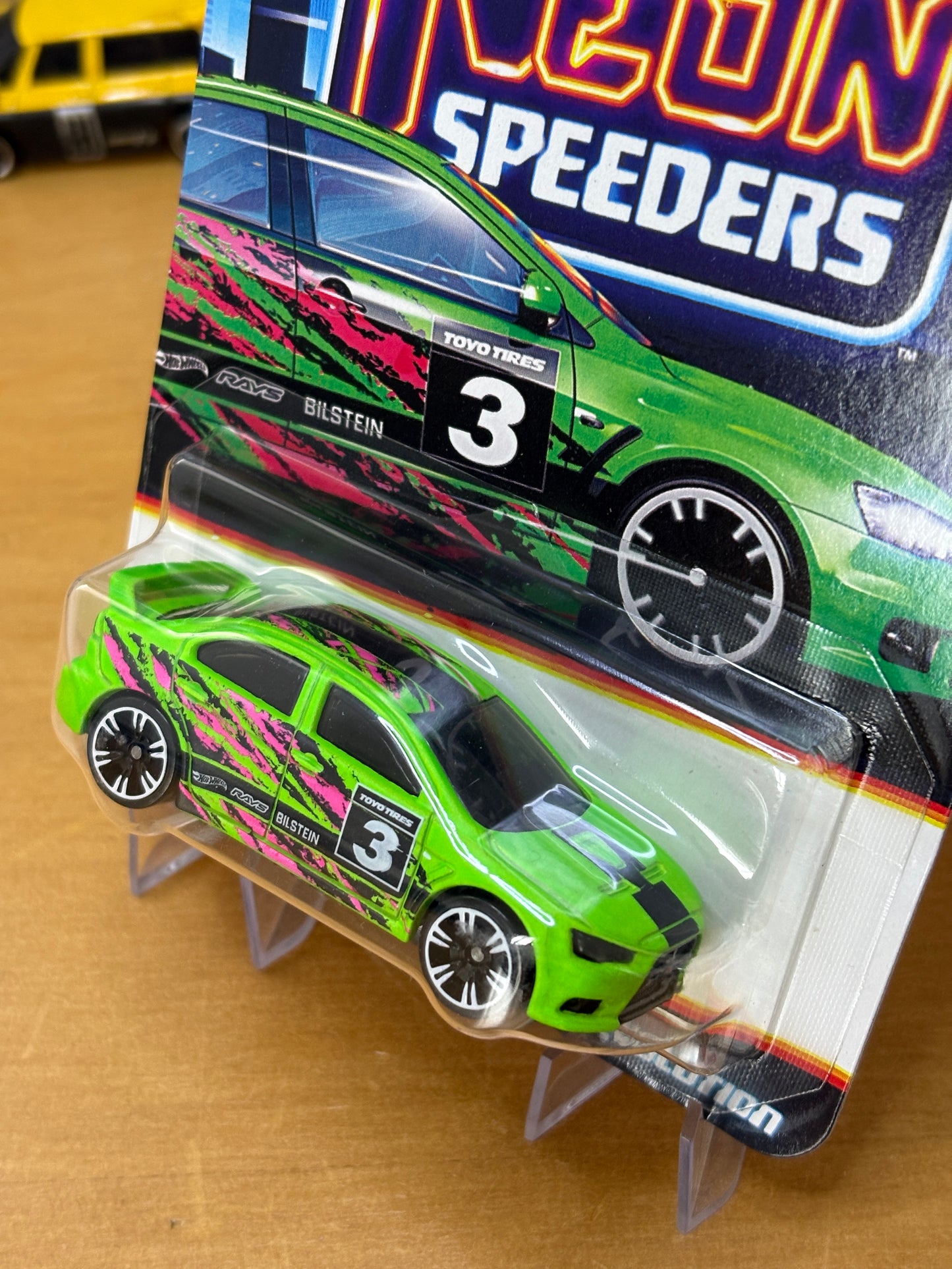 Hot Wheels Neon Speeders / 2008 Lancer Evolution / 2025 Mix 2 3/8