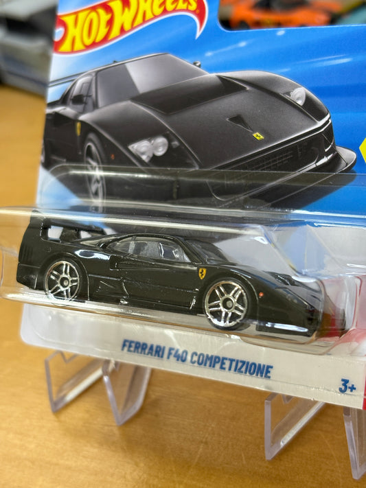 Hot Wheels Mainline / Ferrari F40 Competizione / 2026 Ferrari 3/5 Short Card BLACK