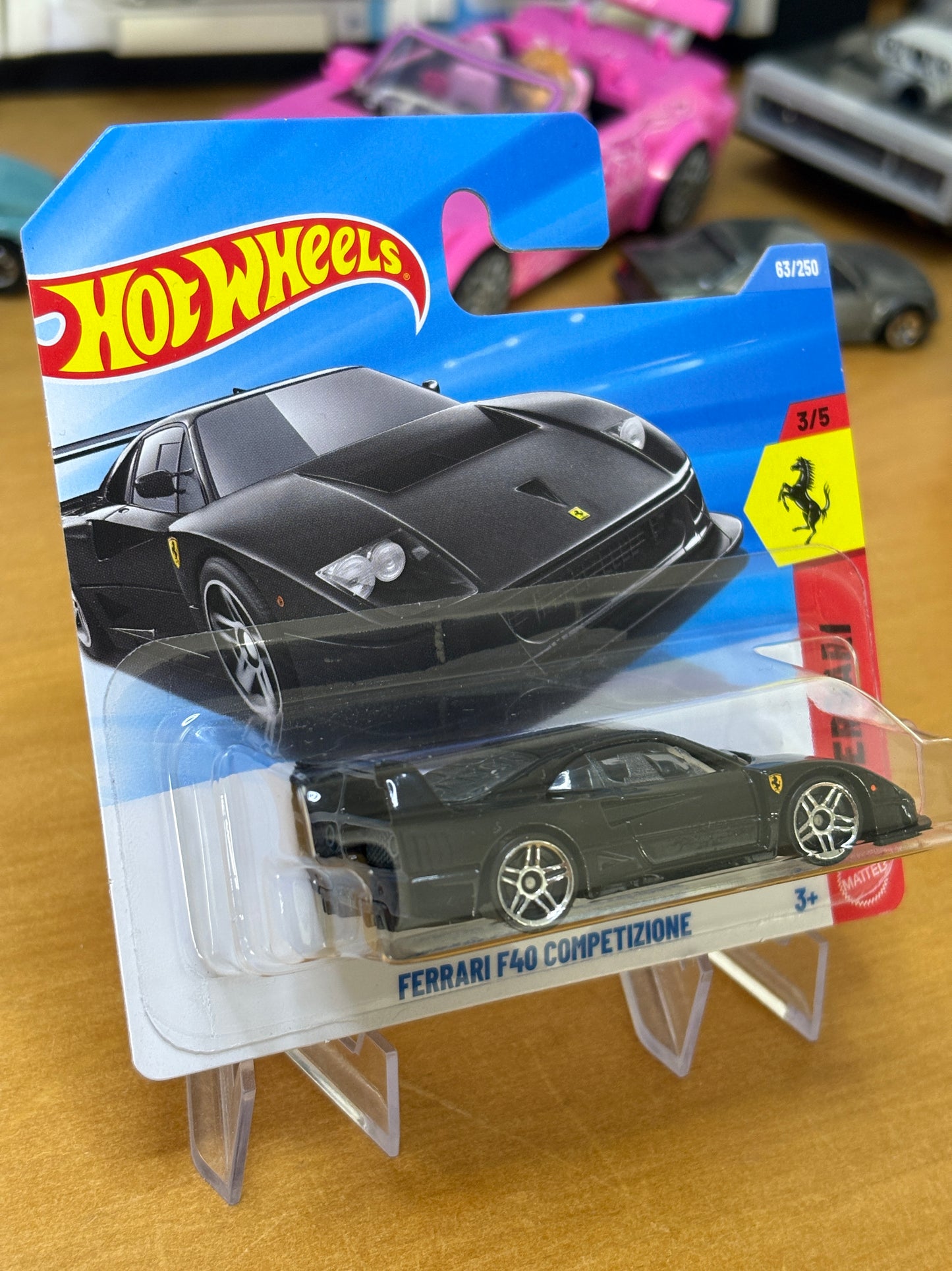 Hot Wheels Mainline / Ferrari F40 Competizione / 2026 Ferrari 3/5 Short Card BLACK