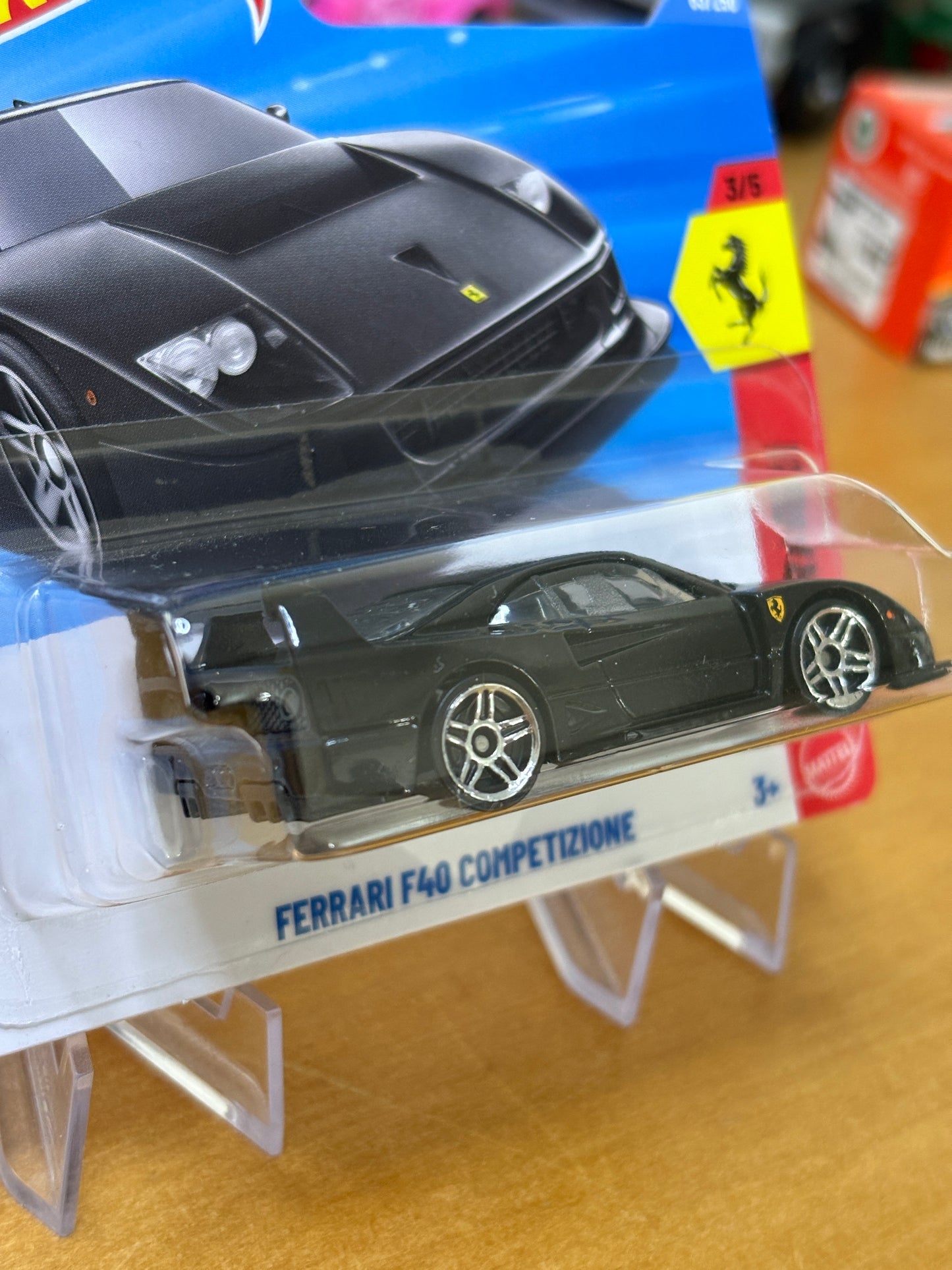 Hot Wheels Mainline / Ferrari F40 Competizione / 2026 Ferrari 3/5 Short Card BLACK