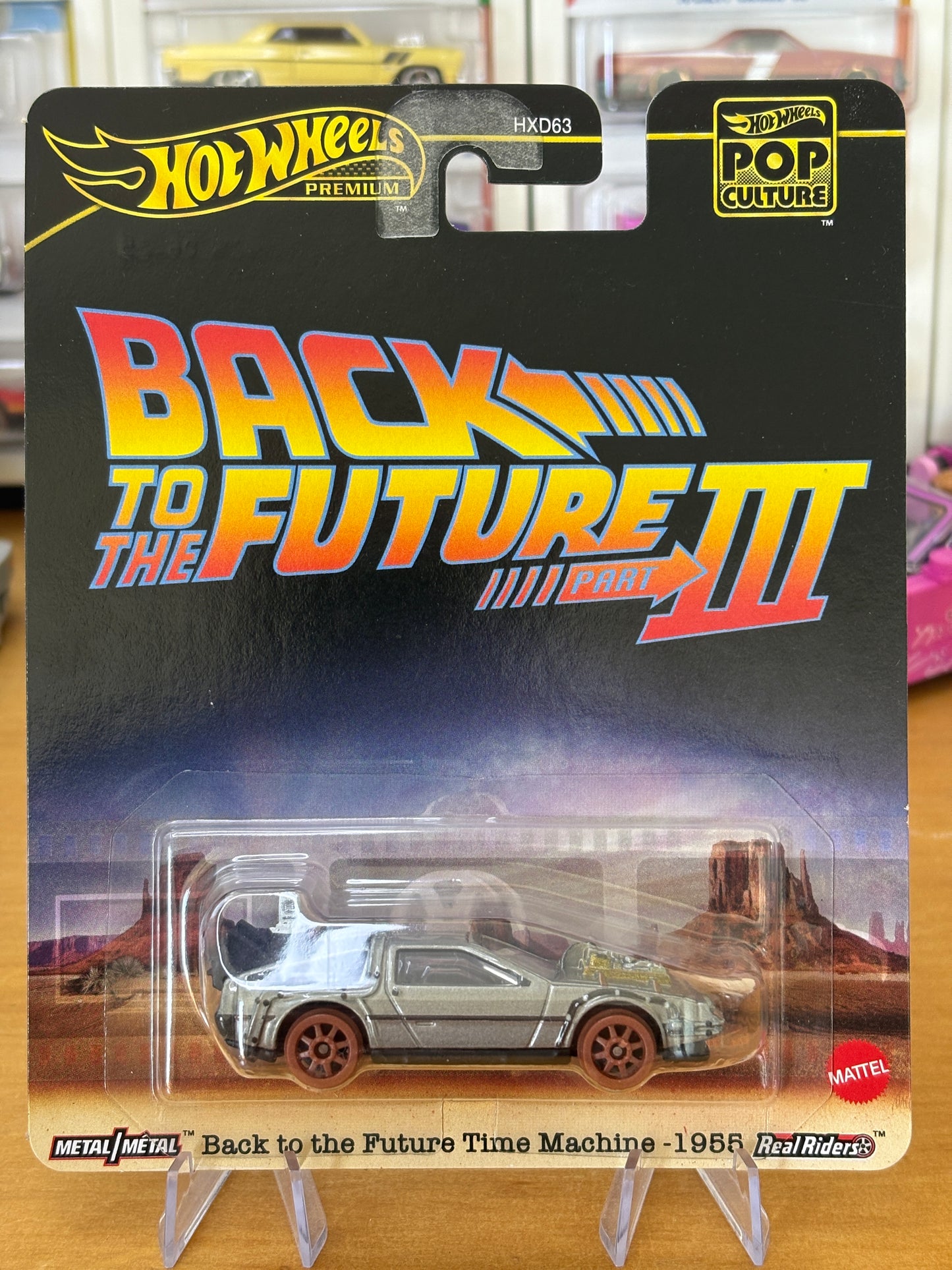 Hot Wheels Premium / Back to the Future Time Machine - 1955 / 2025 HW Pop Culture Back to the Future