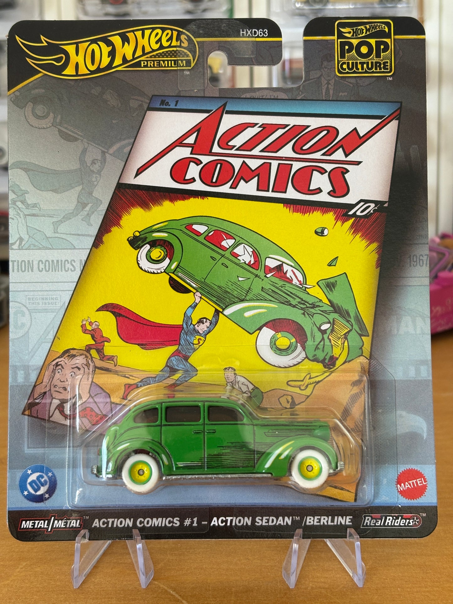 Hot Wheels Premium / Action Comics #1 - Action Sedan/ 2025 HW Pop Culture DC Action Comics