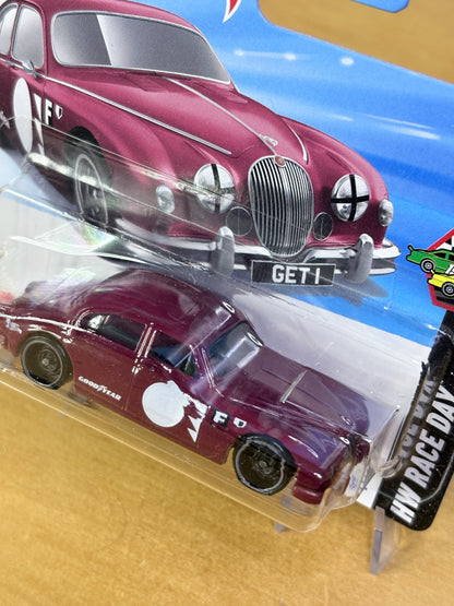 Hot Wheels Jaguar Mk1 | 2025 HW Raceday 2/10 Mainline