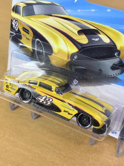 Hot Wheels Aston Martin DB4GT High-Speed Edition | 2025 HW Dream Garage 3/5 Mainline