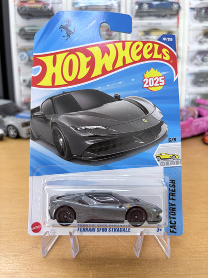 Hot Wheels Mainline / Ferrari SF90 Stredale / 2025 HW: Factory Fresh 5/5 GREY