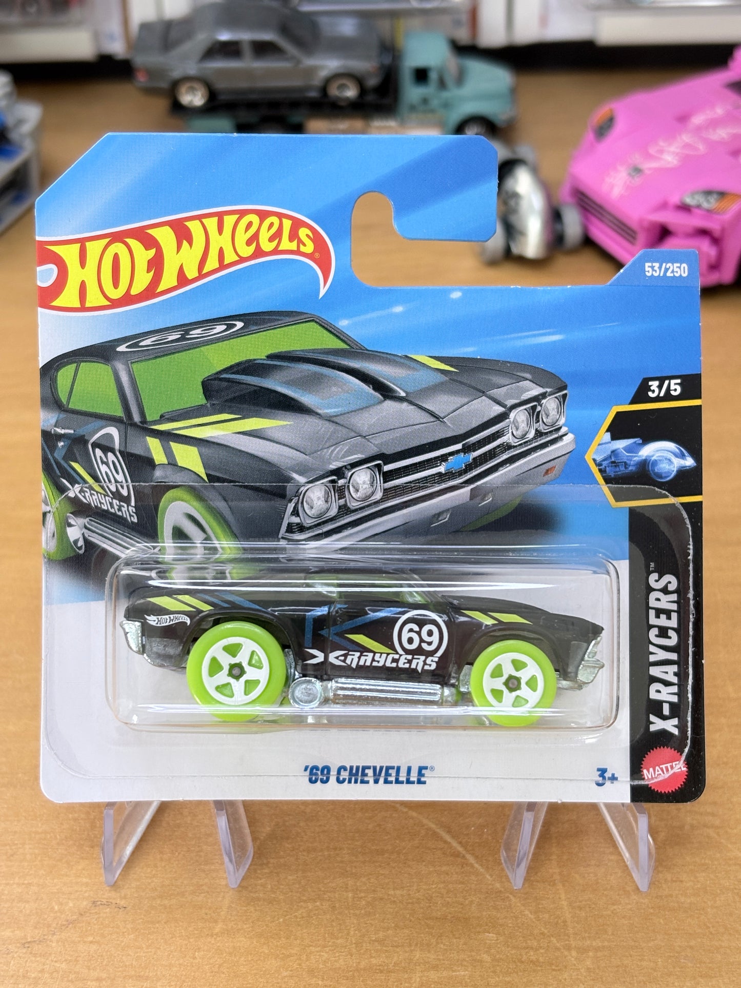 Hot Wheels Mainline / '69 Chevelle / 2026 X-Raycers 3/5 Short Card
